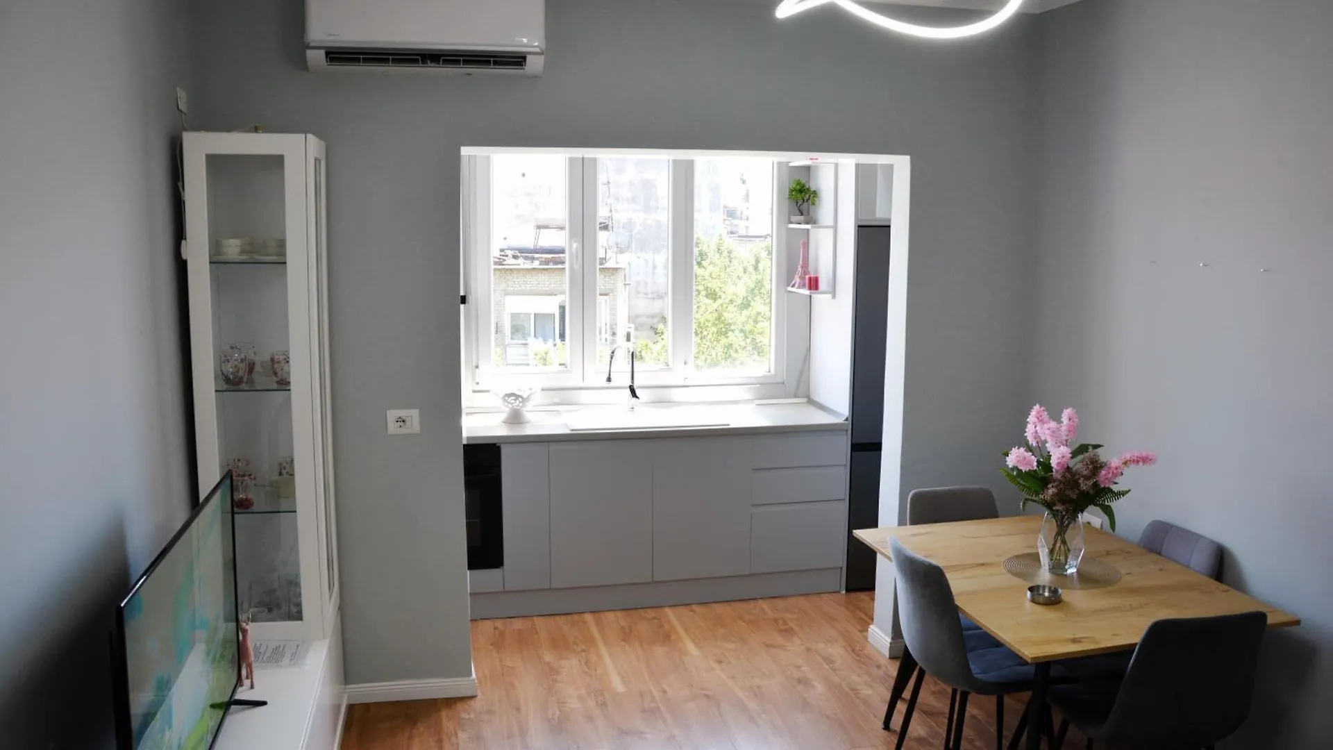 Niko Apartment 2 티라나